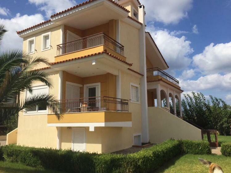 Relaxing Villa With Swimming Pool And Garden Agios Georgios  Exterior photo